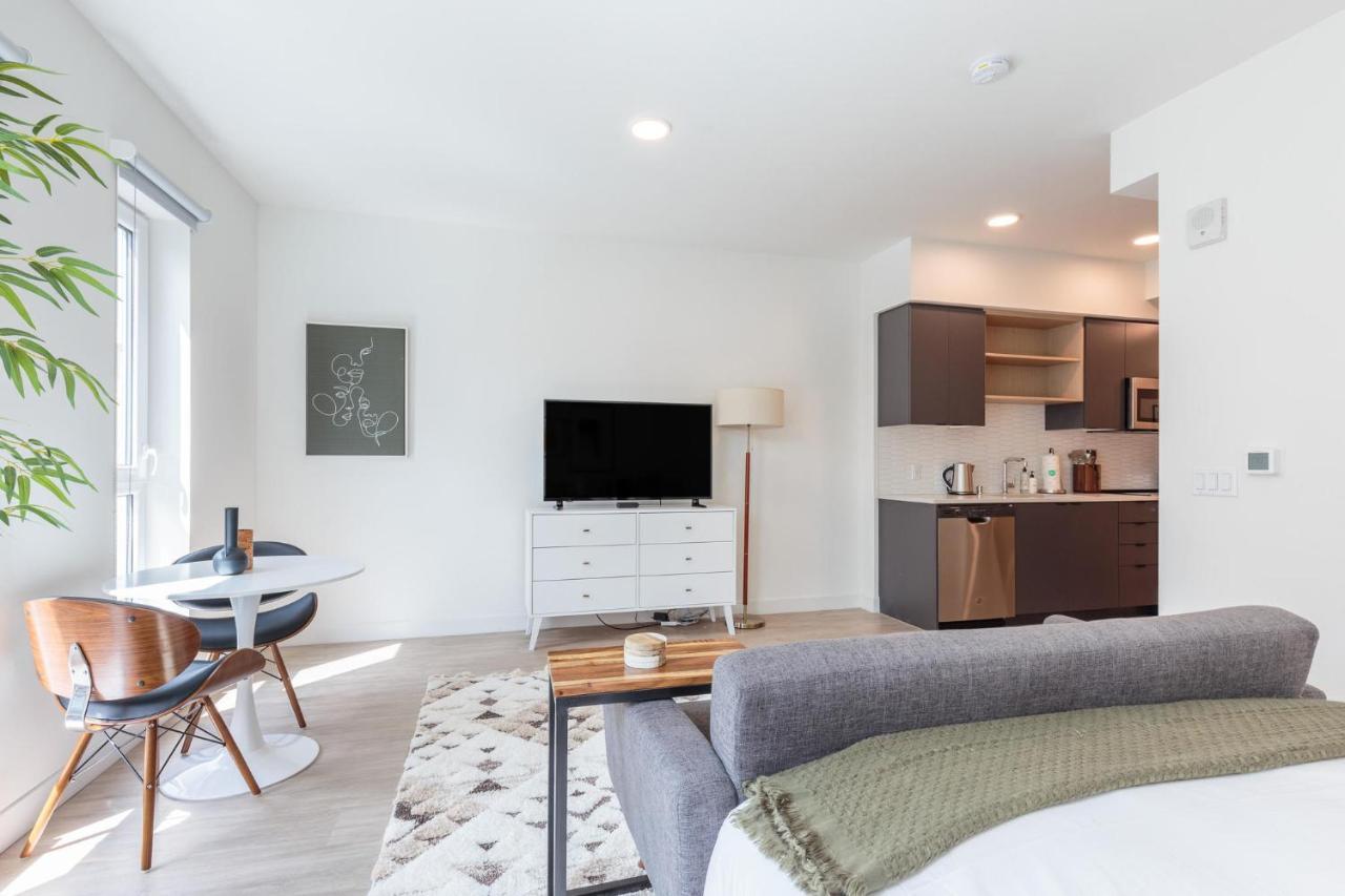 Studio Apartment In Vancouver Esterno foto