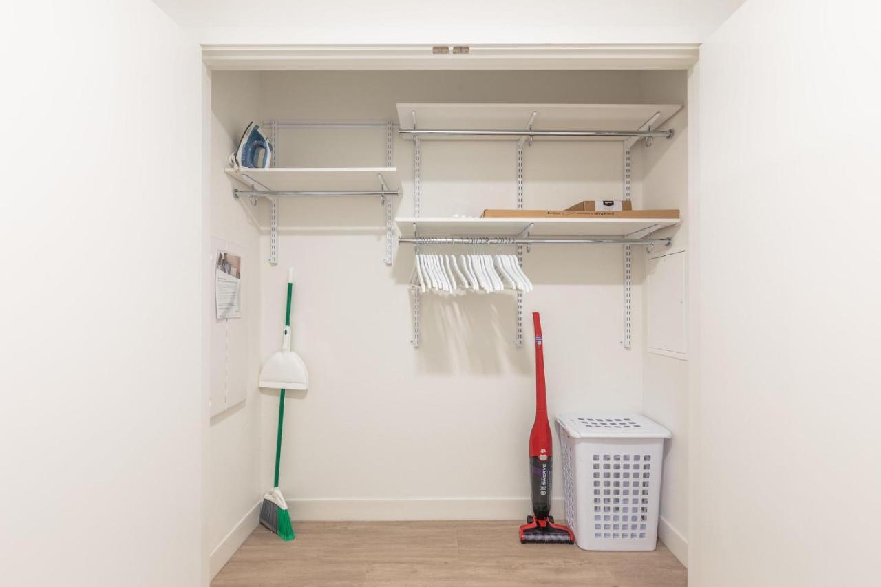 Studio Apartment In Vancouver Esterno foto