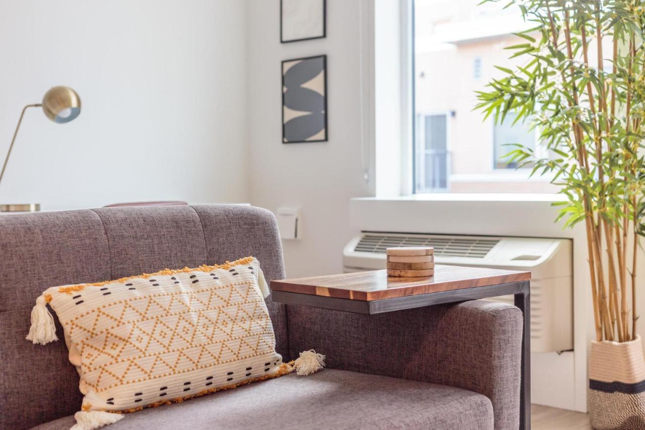 Studio Apartment In Vancouver Esterno foto